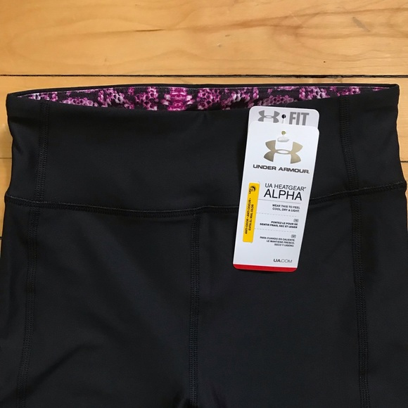 Under Armor Raglan Athletic Magenta Snakeskin Set - Picture 8 of 8